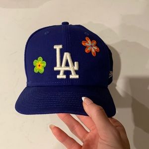 Floral Dodgers Fitted Cap 7 1/4